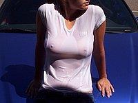 Dicke Titten und ein sch�nes feuchtes Shirt