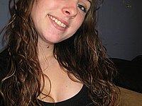 Scharfes M�dchen nackt und beim Blasen