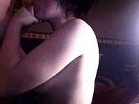 Schwanzgeiles M�del beim Blasen